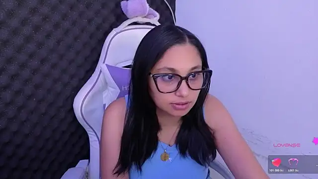 Snapshot of Cuteprincess21 chatting on 07-16-26, 01:55 Cuteprincess21 online show from 07-16-26, 01:55