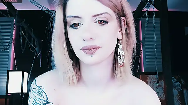 Snapshot of Noah_ElmerX chatting on 12-18-24, 09:40 Noah ElmerX online show from 12-18-24, 09:40