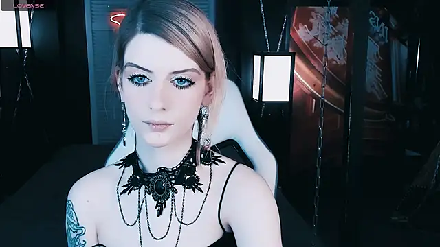 Snapshot of Noah_ElmerX chatting on 01-08-25, 07:24 Noah ElmerX online show from 01-08-25, 07:24