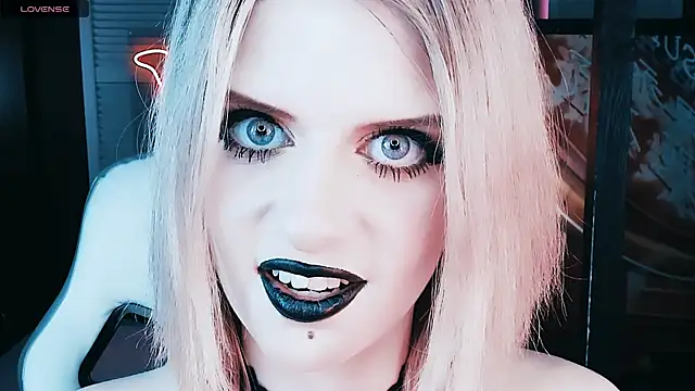 Snapshot of Noah_ElmerX chatting on 02-21-25, 02:39 Noah ElmerX online show from 02-21-25, 02:39