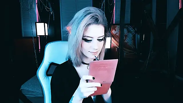 Snapshot of Noah_ElmerX chatting on 03-04-25, 08:27 Noah ElmerX online show from 03-04-25, 08:27