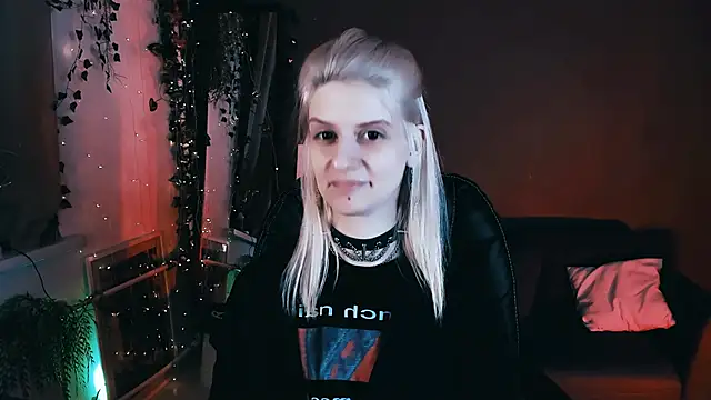 Snapshot of Noah_ElmerX chatting on 09-20-25, 09:05 Noah ElmerX online show from 09-20-25, 09:05