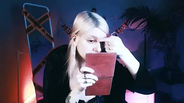 Snapshot of Noah_ElmerX chatting on 11-01-25, 09:28 Noah ElmerX online show from 11-01-25, 09:28