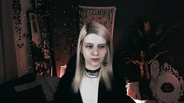 Snapshot of Noah_ElmerX chatting on 11-20-25, 01:33 Noah ElmerX online show from 11-20-25, 01:33