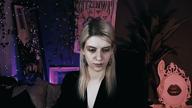 Snapshot of Noah_ElmerX chatting on 12-04-25, 05:21 Noah ElmerX online show from 12-04-25, 05:21