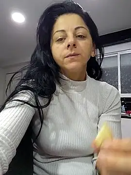 Snapshot of bruneta_sexy23 chatting on 02-23-25, 07:11 bruneta sexy23 online show from 02-23-25, 07:11