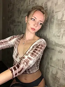 Snapshot of Kristina03 chatting on 12-22-25, 09:12 Kristina03 online show from 12-22-25, 09:12