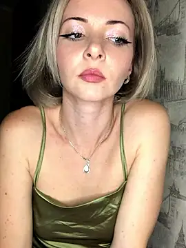 Snapshot of Kristina03 chatting on 01-13-26, 09:09 Kristina03 online show from 01-13-26, 09:09