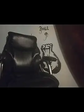 Snapshot of Cushington chatting on 03-09-26, 12:36 Cushington online show from 03-09-26, 12:36