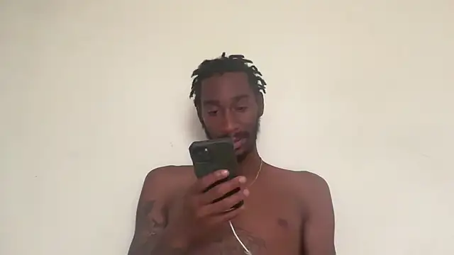 ITSONLYKENNY online show from 09-30-25, 01:38