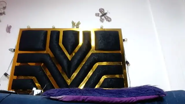 Helennahot online show from 04-02-26, 11:52