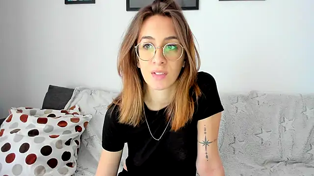 Snapshot of DesireMore90 chatting on 02-26-25, 11:52 DesireMore90 online show from 02-26-25, 11:52