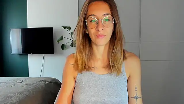 Snapshot of DesireMore90 chatting on 10-05-25, 10:57 DesireMore90 online show from 10-05-25, 10:57