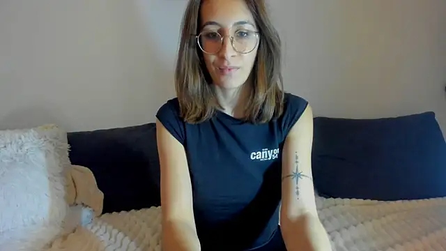 Snapshot of DesireMore90 chatting on 02-03-26, 11:10 DesireMore90 online show from 02-03-26, 11:10