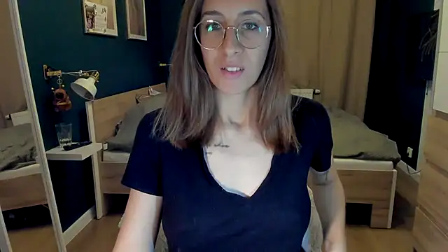 DesireMore90 online show from 04-28-26, 10:48