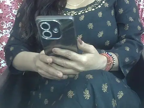 Lusty Wife1 online show from 01-12-26, 07:41