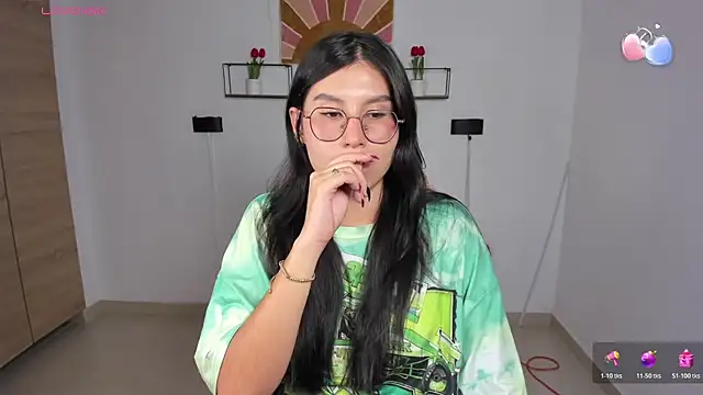 emily villamil online show from 04-21-26, 09:50