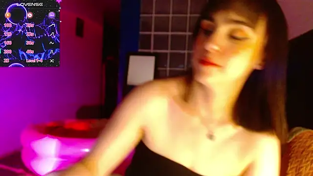Snapshot of collette_beaufoy_ chatting on 02-08-25, 02:04 collette beaufoy online show from 02-08-25, 02:04