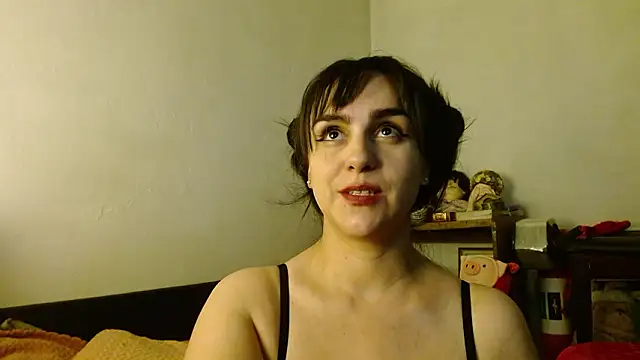 Snapshot of collette_beaufoy_ chatting on 02-08-26, 03:43 collette beaufoy online show from 02-08-26, 03:43