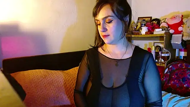 Snapshot of collette_beaufoy_ chatting on 02-21-26, 05:41 collette beaufoy online show from 02-21-26, 05:41