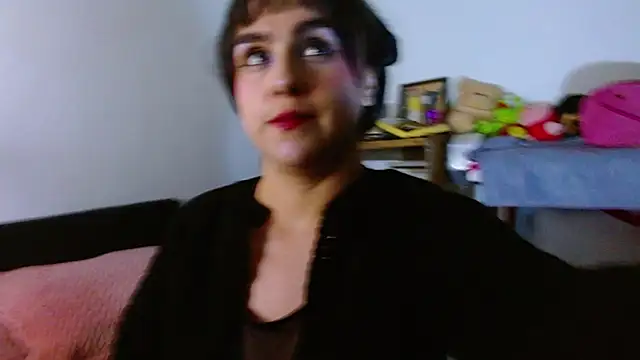 collette beaufoy  online show from 06-11-26, 05:05