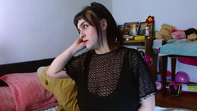 collette beaufoy  online show from 07-18-26, 12:15