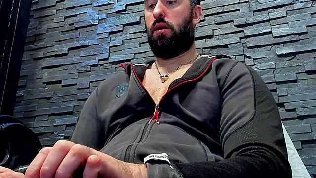 Snapshot of David_Big_Daddy chatting on 01-06-25, 08:07 David Big Daddy online show from 01-06-25, 08:07