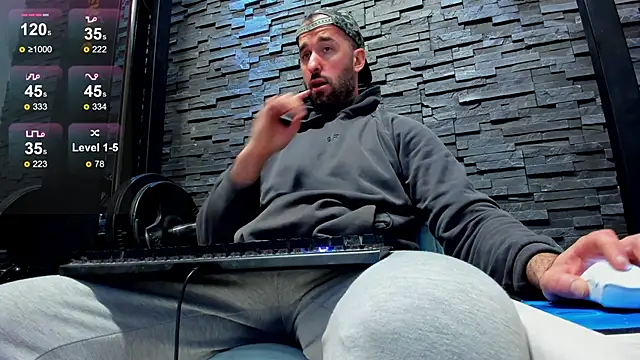 Snapshot of David_Big_Daddy chatting on 01-16-25, 04:50 David Big Daddy online show from 01-16-25, 04:50