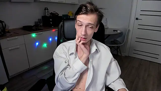 Snapshot of Rick_Reed chatting on 11-08-25, 03:29 Rick Reed online show from 11-08-25, 03:29