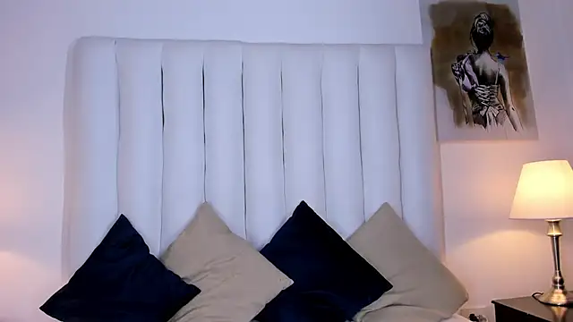 Violet queen20 online show from 11-16-25, 12:00