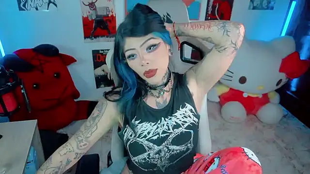 Snapshot of Deadly_Doll chatting on 04-30-26, 08:57 Deadly Doll online show from 04-30-26, 08:57