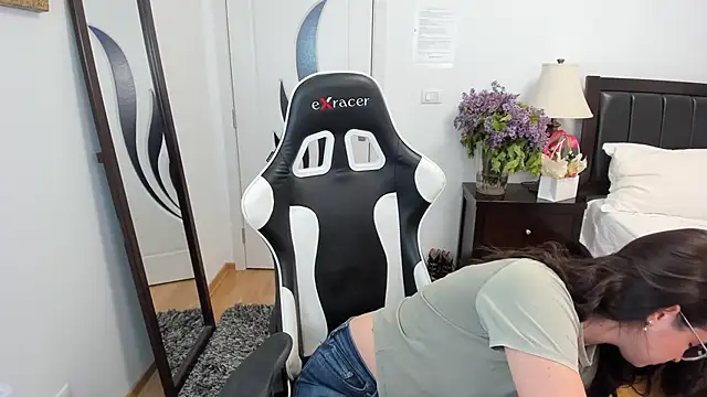 AmyPure  online show from 05-05-26, 04:09