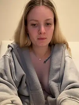 Snapshot of mariemelissah chatting on 02-23-25, 06:34 mariemelissah online show from 02-23-25, 06:34
