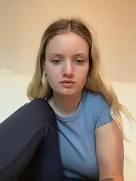 Snapshot of mariemelissah chatting on 03-18-25, 04:48 mariemelissah online show from 03-18-25, 04:48