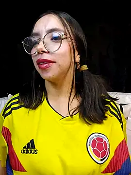 Snapshot of valentina_swallow chatting on 06-18-26, 04:46 valentina swallow online show from 06-18-26, 04:46