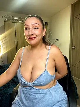 Lady  Pink online show from 10-27-25, 08:35