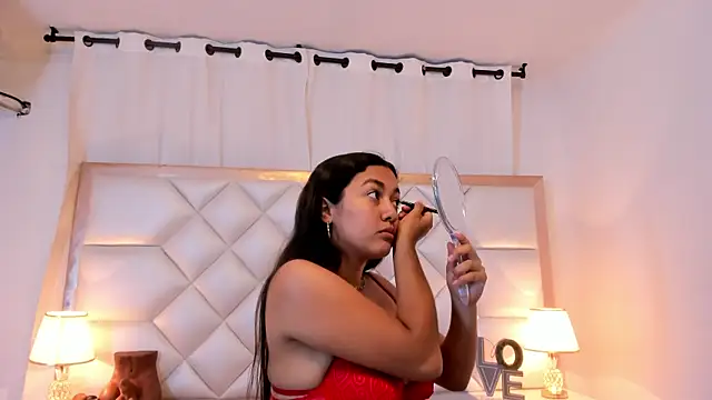 brittany069 online show from 10-09-25, 08:29