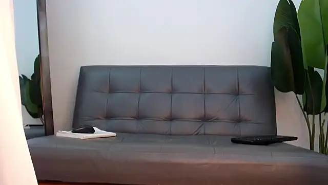 marthina thompsson online show from 01-08-25, 01:20