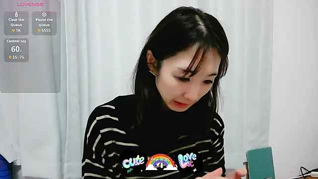 Love me Eri  online show from 10-22-25, 12:05