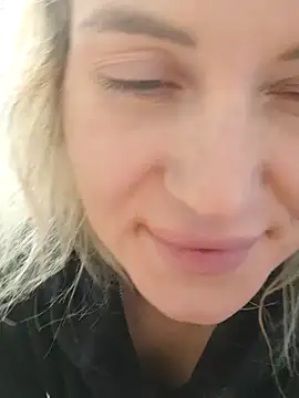 Snapshot of Linda_Gregory chatting on 02-16-25, 01:25 Linda Gregory online show from 02-16-25, 01:25