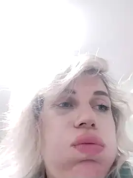 Snapshot of Linda_Gregory chatting on 09-22-25, 12:23 Linda Gregory online show from 09-22-25, 12:23