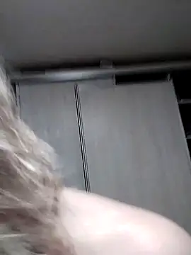 Snapshot of Linda_Gregory chatting on 10-04-25, 10:19 Linda Gregory online show from 10-04-25, 10:19