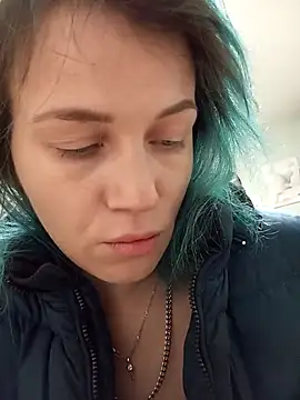 Snapshot of Linda_Gregory chatting on 02-09-26, 10:14 Linda Gregory online show from 02-09-26, 10:14