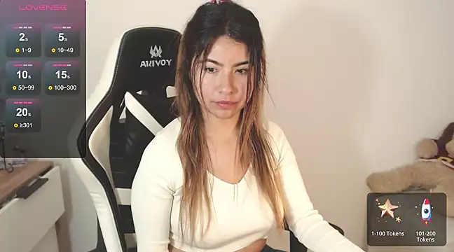 Snapshot of alice_middlee chatting on 01-16-25, 10:34 alice middlee online show from 01-16-25, 10:34