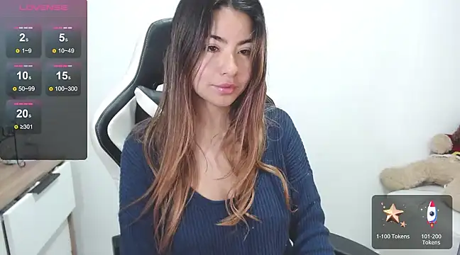 Snapshot of alice_middlee chatting on 01-22-25, 11:23 alice middlee online show from 01-22-25, 11:23