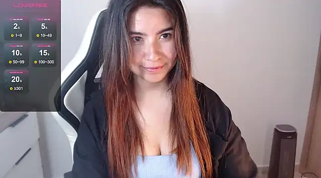 Snapshot of alice_middlee chatting on 02-10-25, 08:31 alice middlee online show from 02-10-25, 08:31