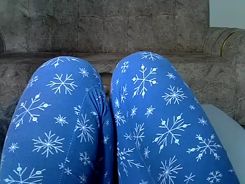 AurelAda online show from 02-11-26, 11:54