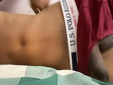 Snapshot of CALVINXXX chatting on 09-21-25, 10:22 CALVINXXX online show from 09-21-25, 10:22