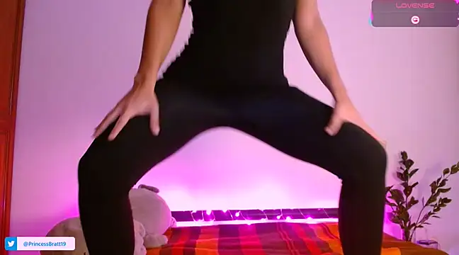 Snapshot of Princess_Celta chatting on 03-18-25, 10:37 Princess Celta online show from 03-18-25, 10:37