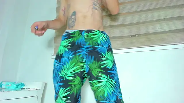 Snapshot of enjoy_hotparty chatting on 01-05-26, 06:44 enjoy hotparty online show from 01-05-26, 06:44